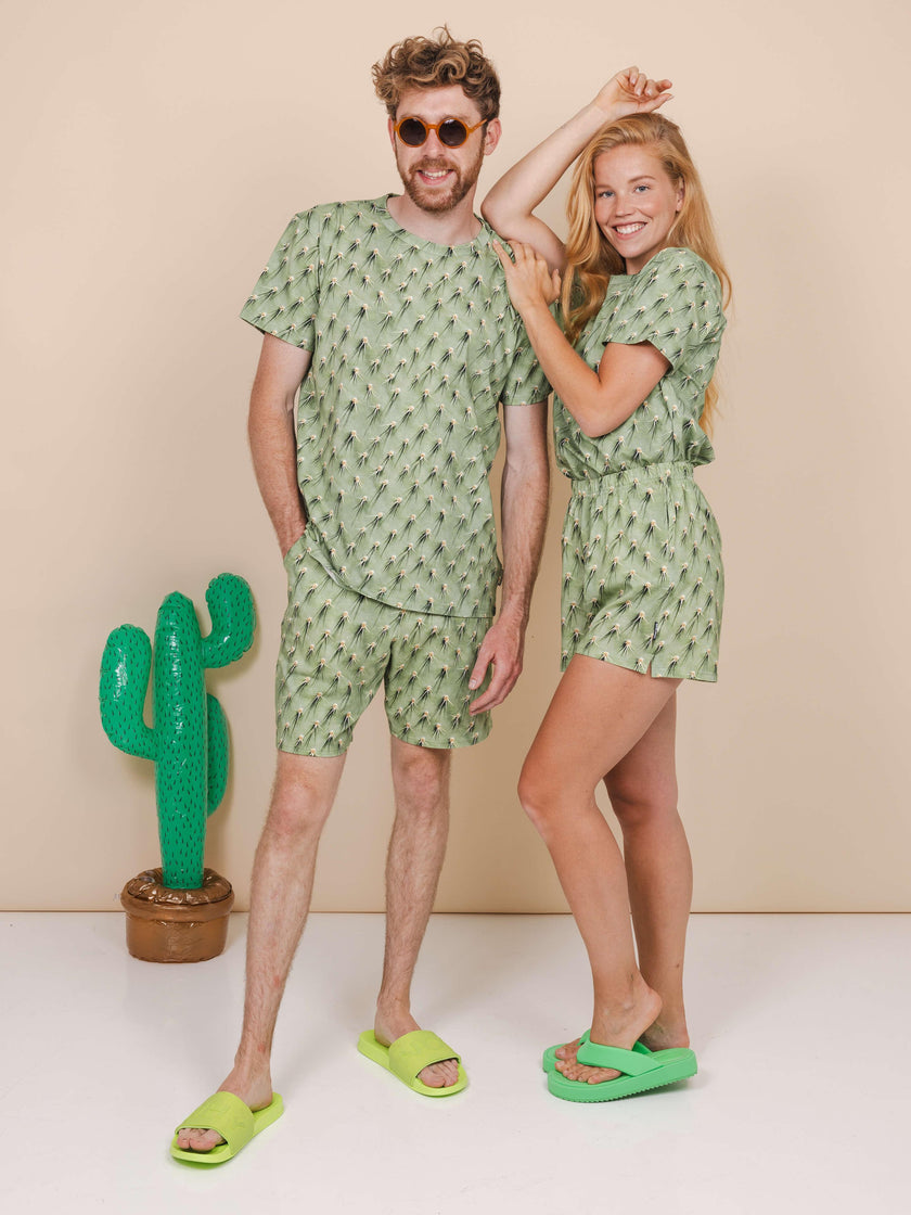 Gemütliches Kaktus-T-Shirt Uni