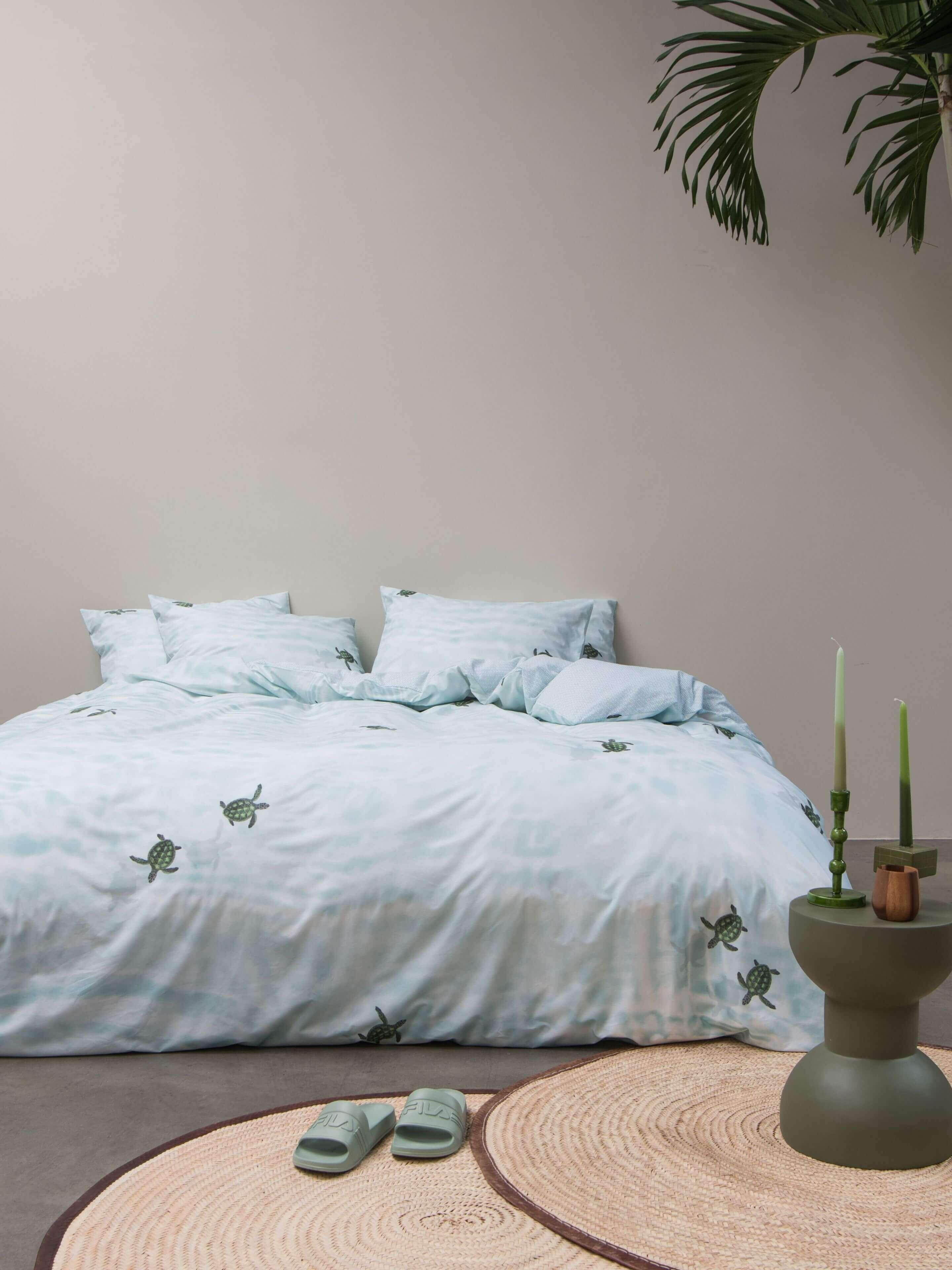 Sea Turtles duvet cover SNURK - Main Image