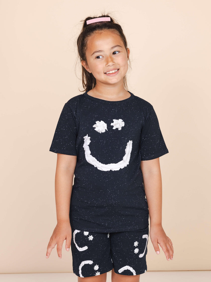 Smiles Black T-shirt and Shorts set Kids