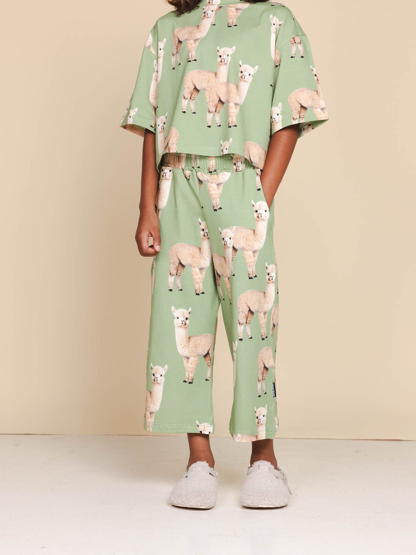Alpaca Meadow Cropped T-shirt en Wijde broek set Kids - SNURK