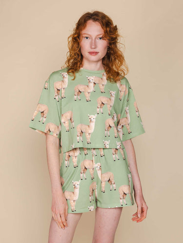 Alpaca Meadow Cropped T-shirt en Shorts set Dames