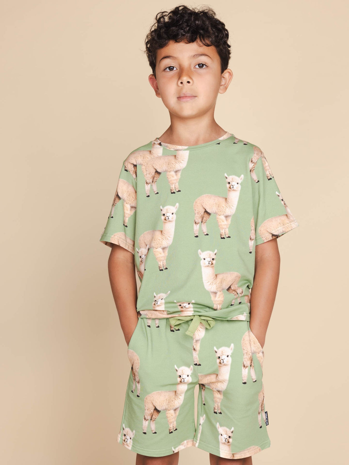 Alpaca Meadow T-shirt en Shorts set Kids - SNURK