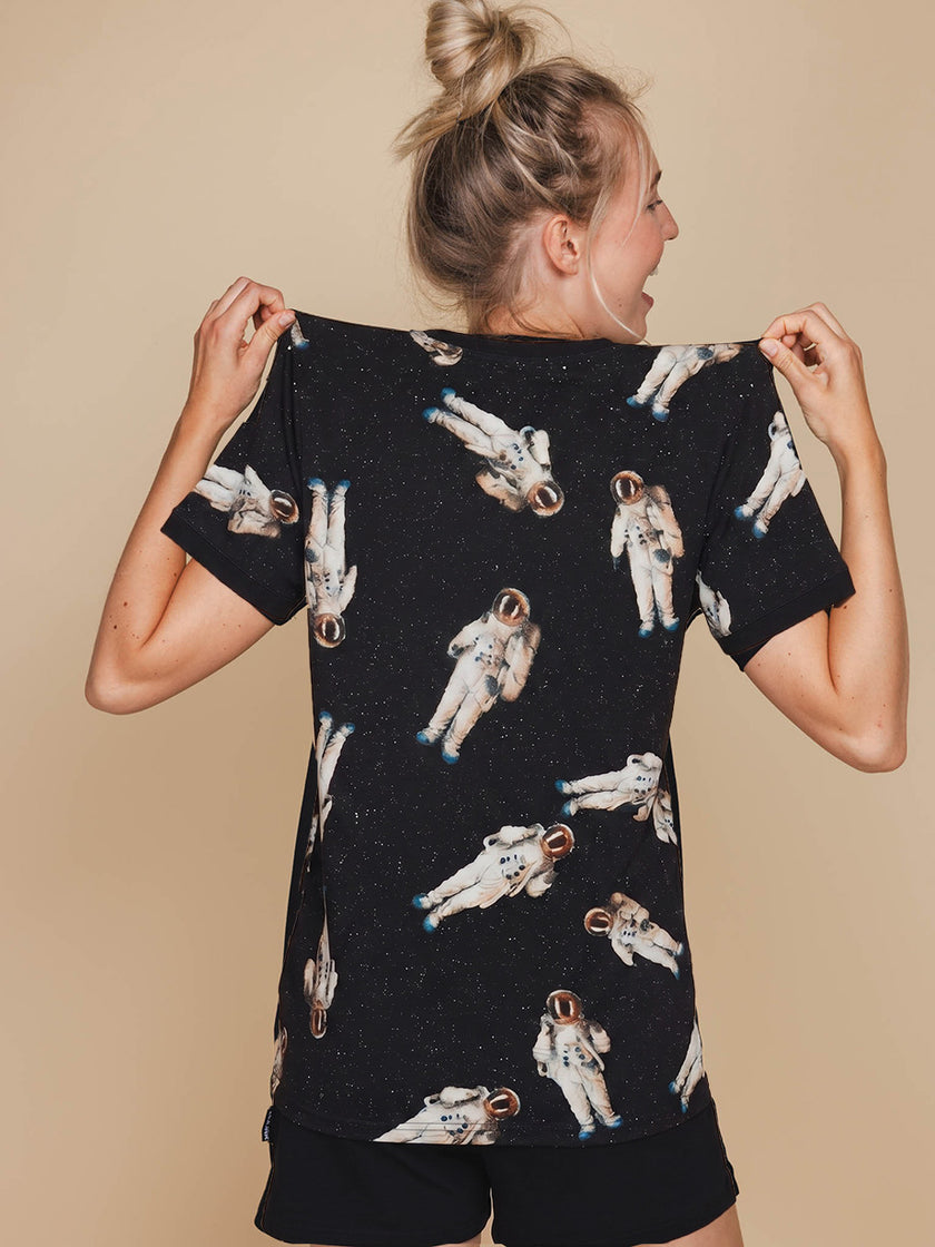 Astronaut in Space T-Shirt Unisex