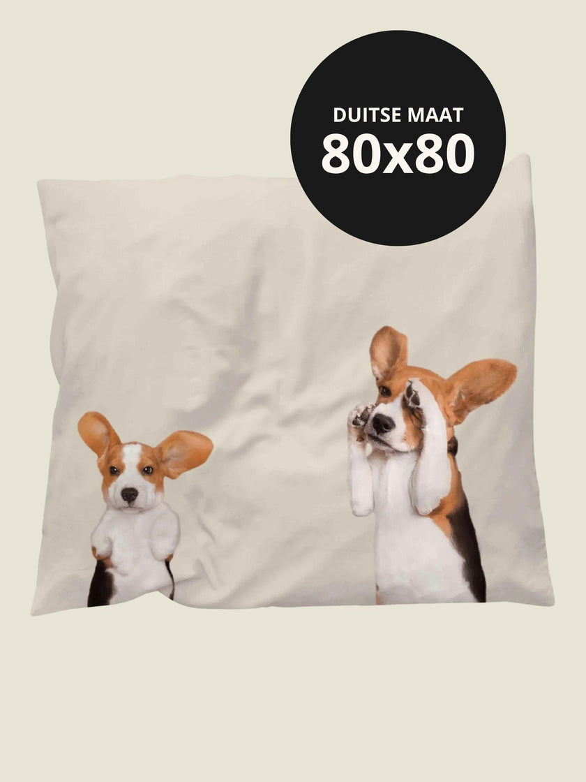 Beagle Friends pillowcase
