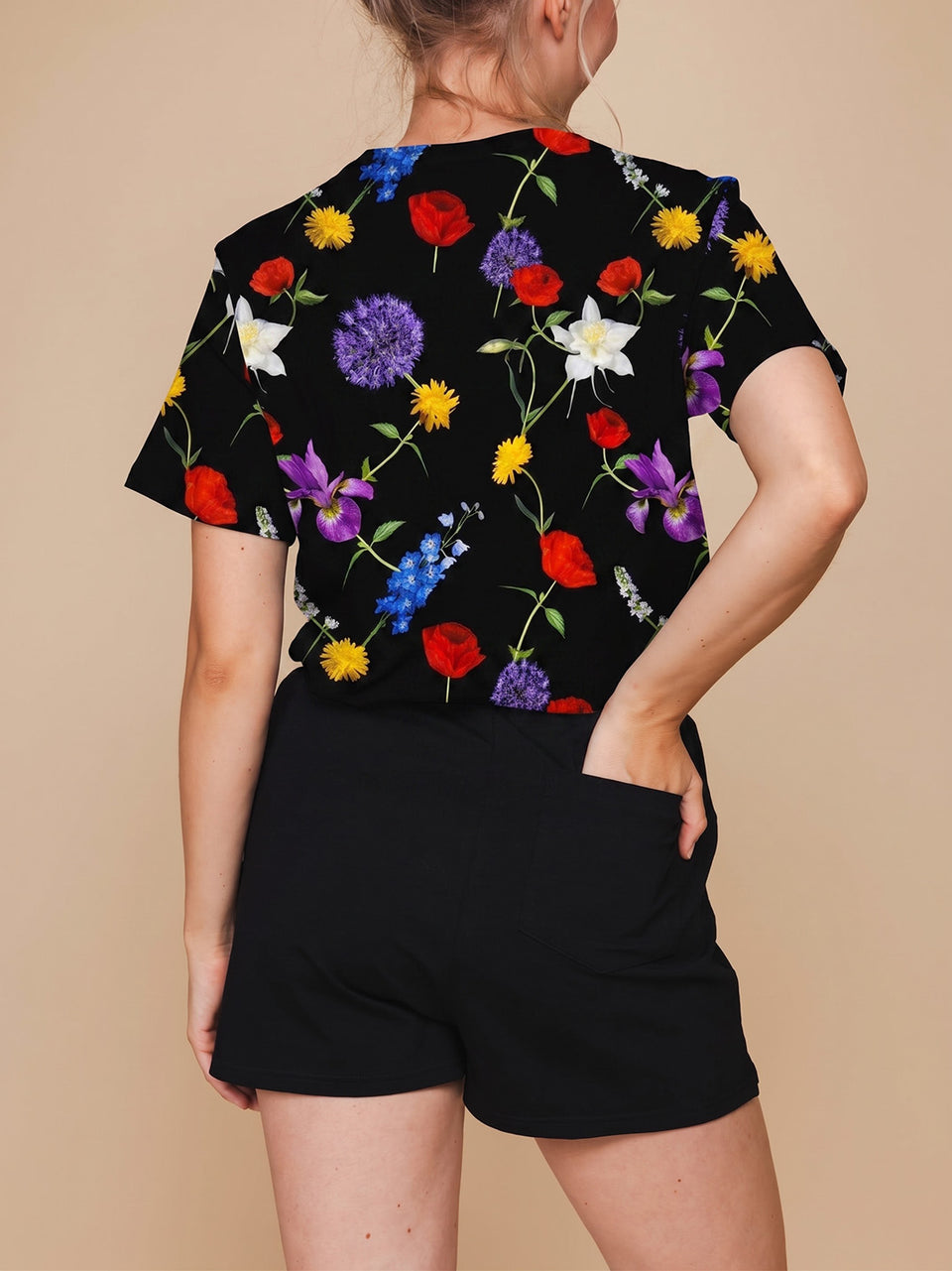 Bouquet Black T-shirt Unisex