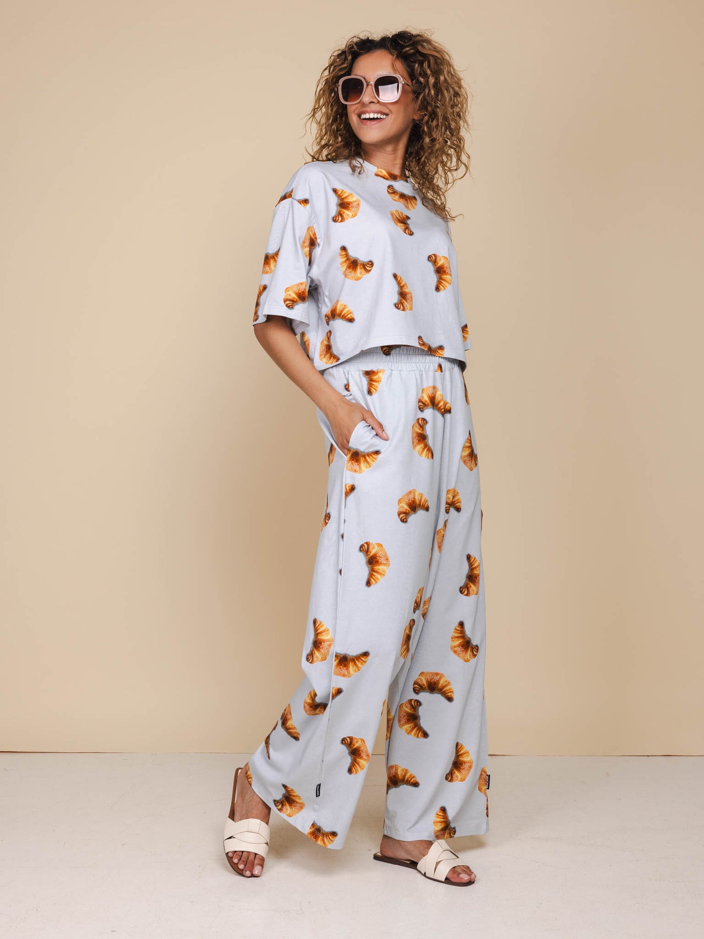 Croissants Cropped T-shirt en Wijde broek set Dames - SNURK
