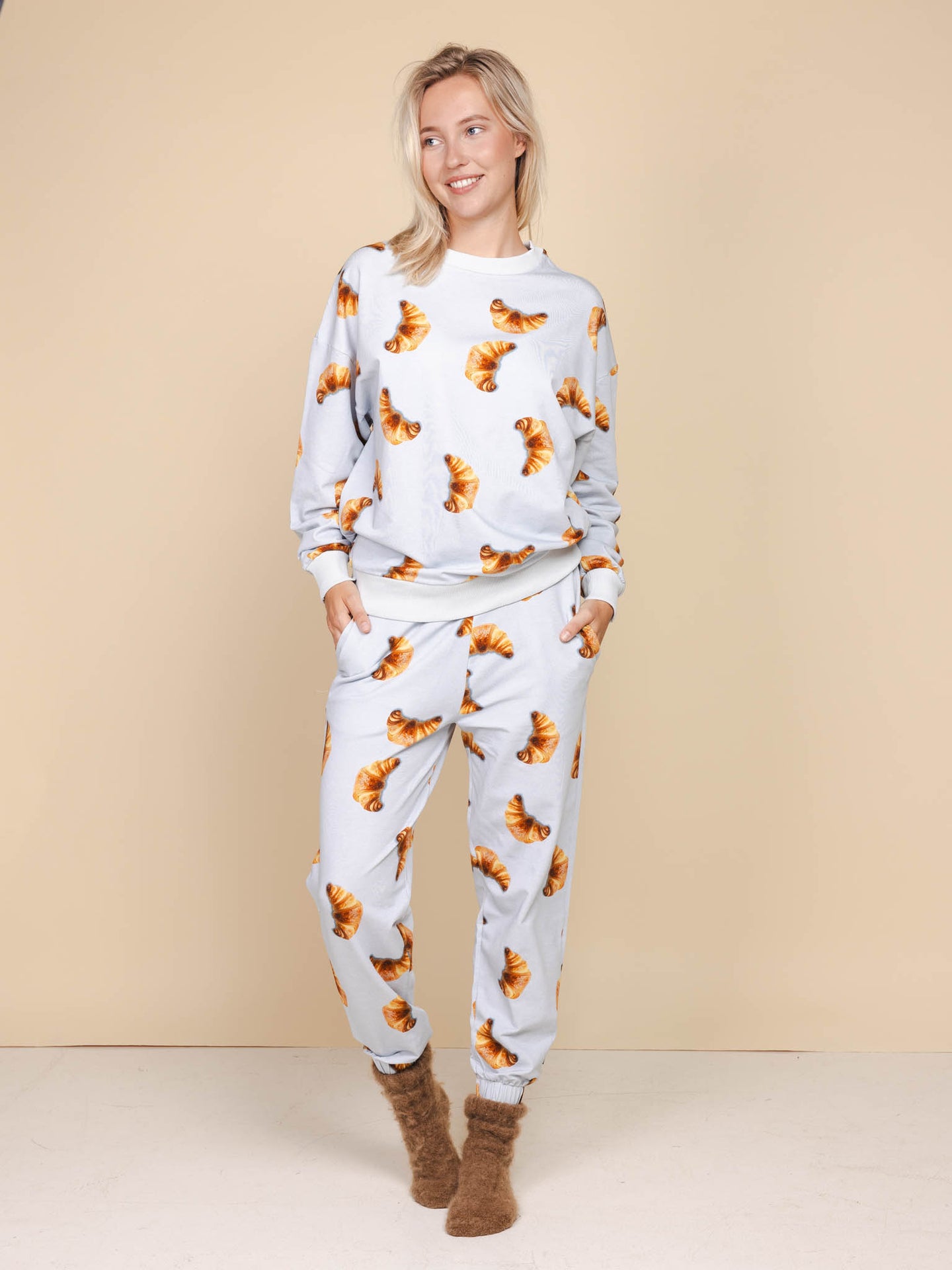 Croissants Sweater en Broek set Unisex - SNURK