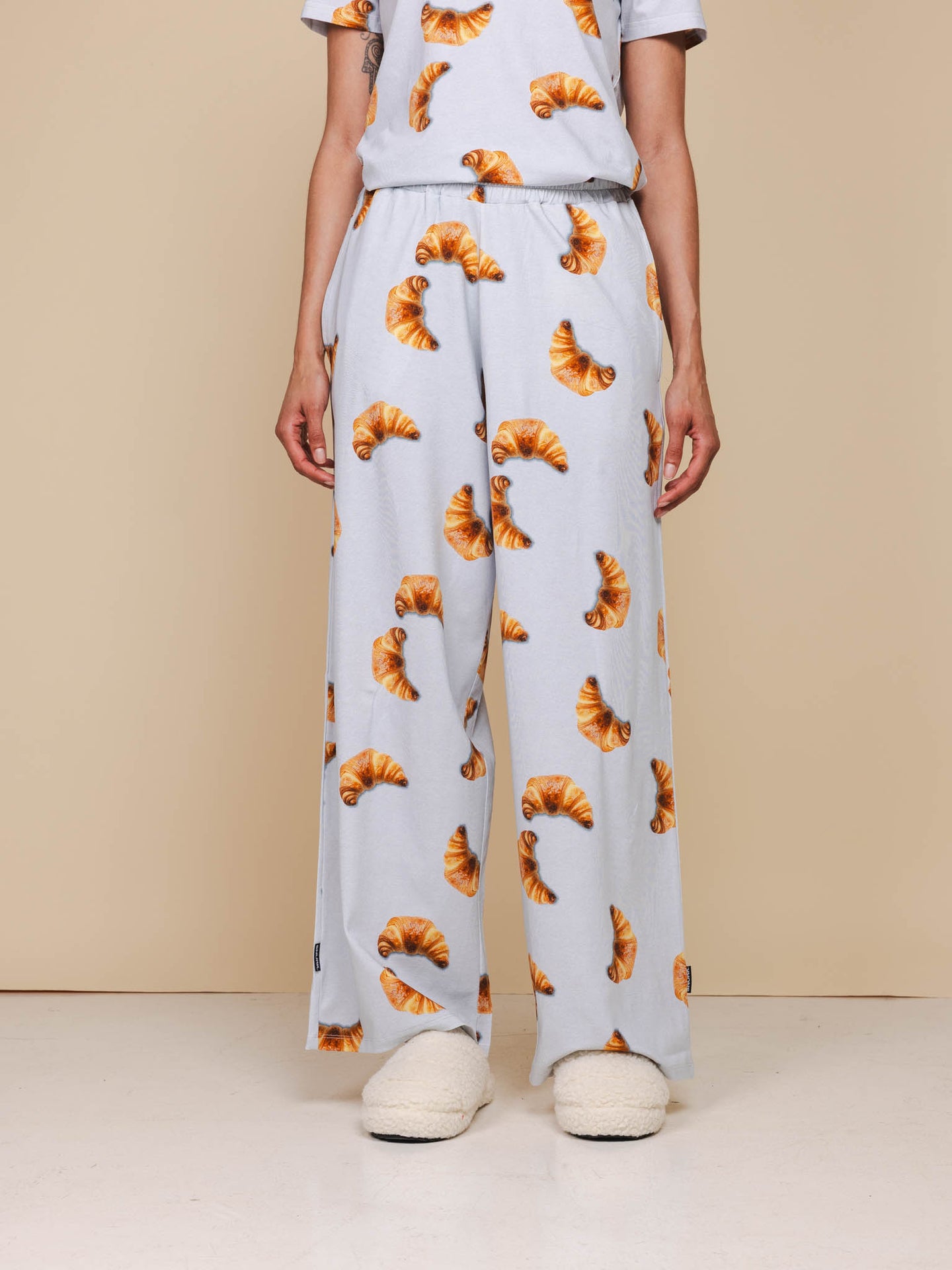 Croissants V-neck T-shirt en Wijde broek set Dames - SNURK