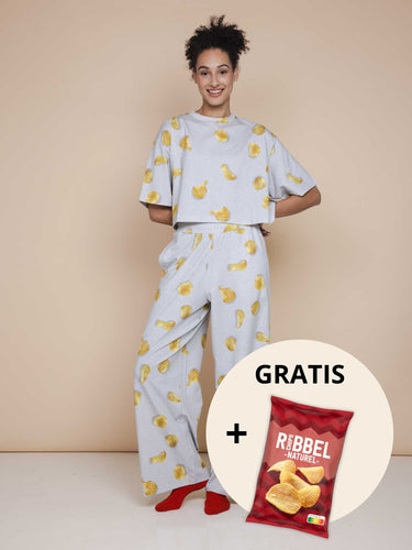 Chips Cropped T-Shirt and wide pants set Women