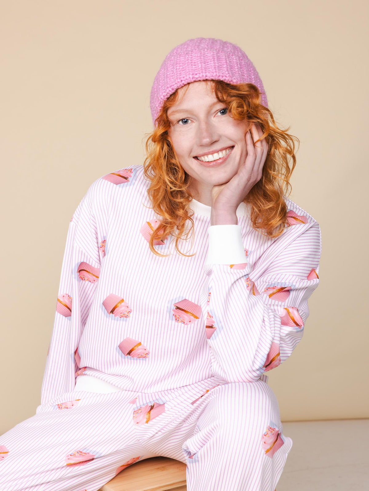 Cupcake Sweater Unisex