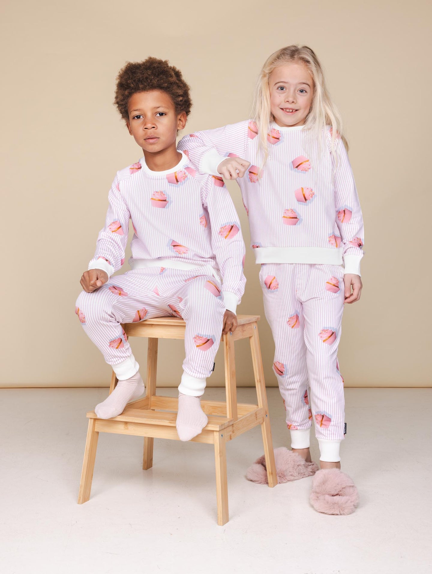Cupcake Sweater Kids