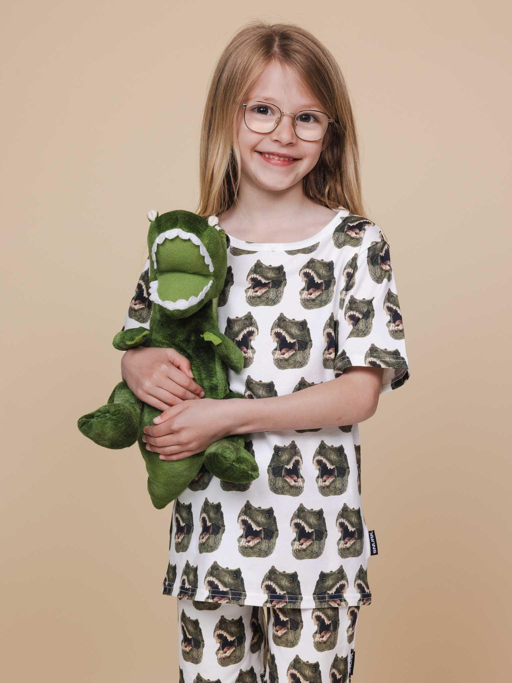 Kinder Dinosaurier T-Shirt Geburtstag 4 Jahre Jungen Dino TShirt - Beliebte Dinos wie T-Rex Kinder Dinosaurier T-Shirt Geburtstag 4 Jahre Jungen Dino TShirt - Beliebte Dinos wie T-Rex