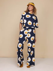 Eggs Navy Cropped T-shirt en Wijde broek set Dames