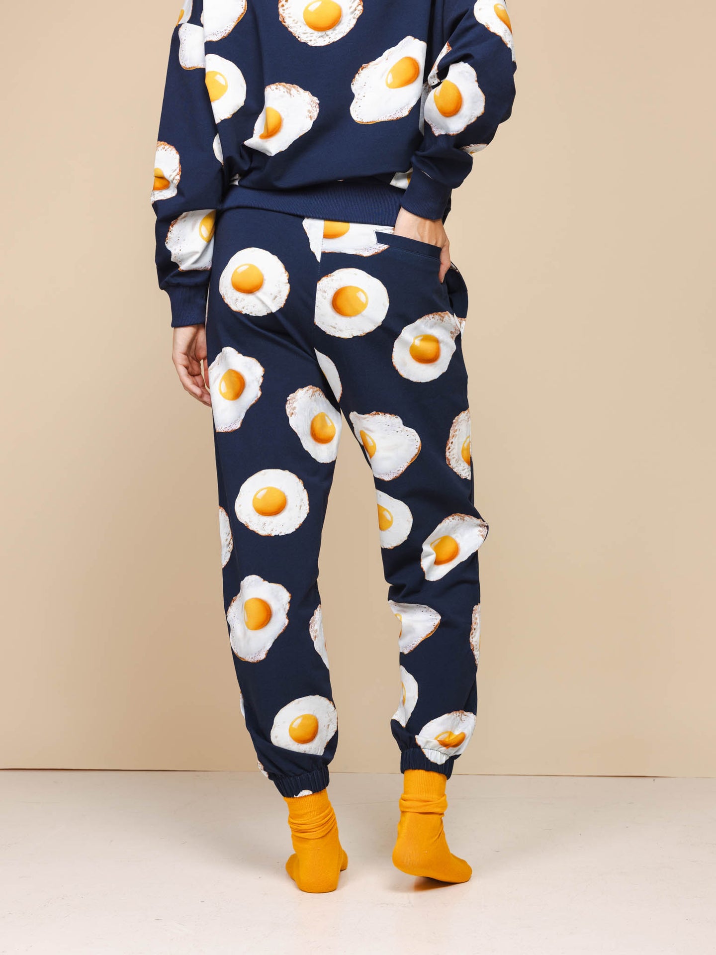 Eggs Navy Sweater en Broek set Unisex - SNURK