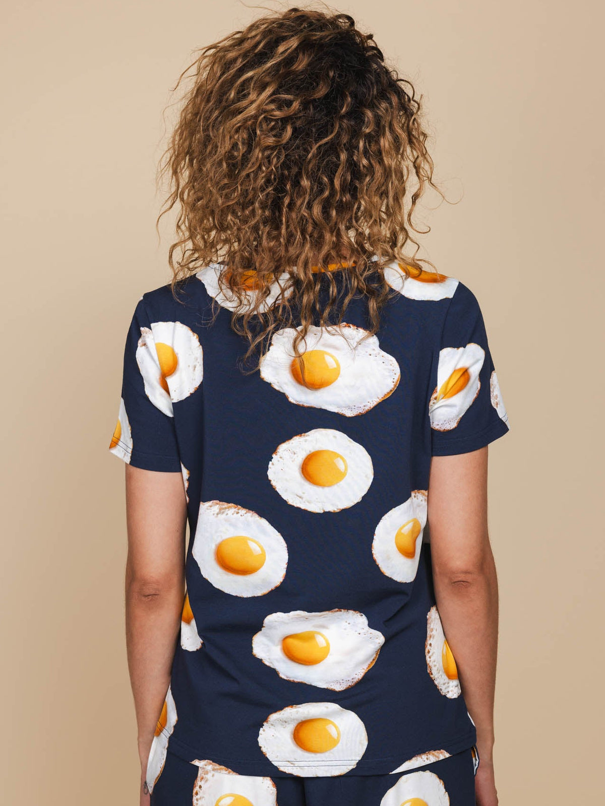 Eggs Navy V-neck T-shirt en Shorts set Dames - SNURK