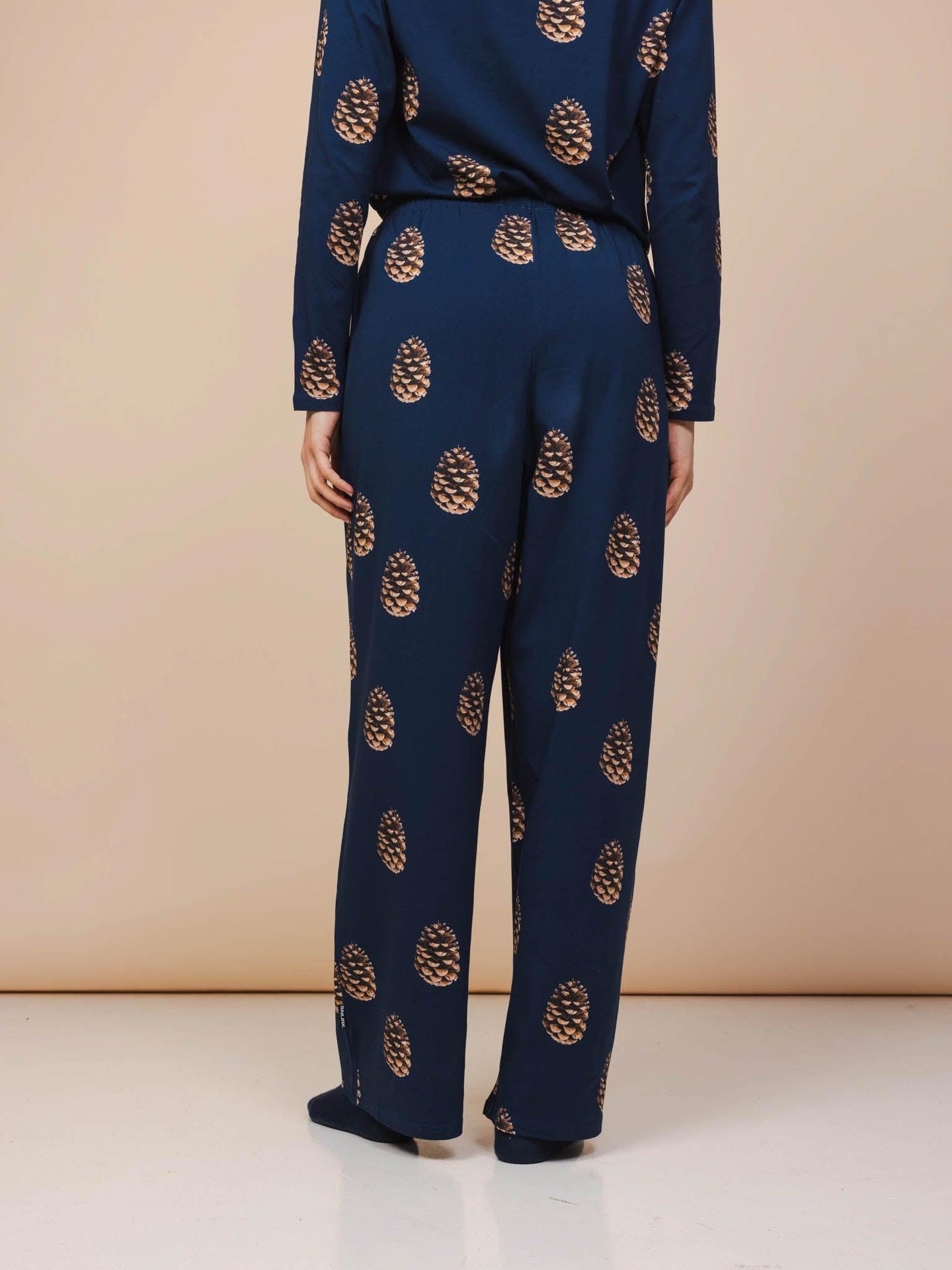 Pinecones Longsleeve T-shirt and Wide Pants set Women