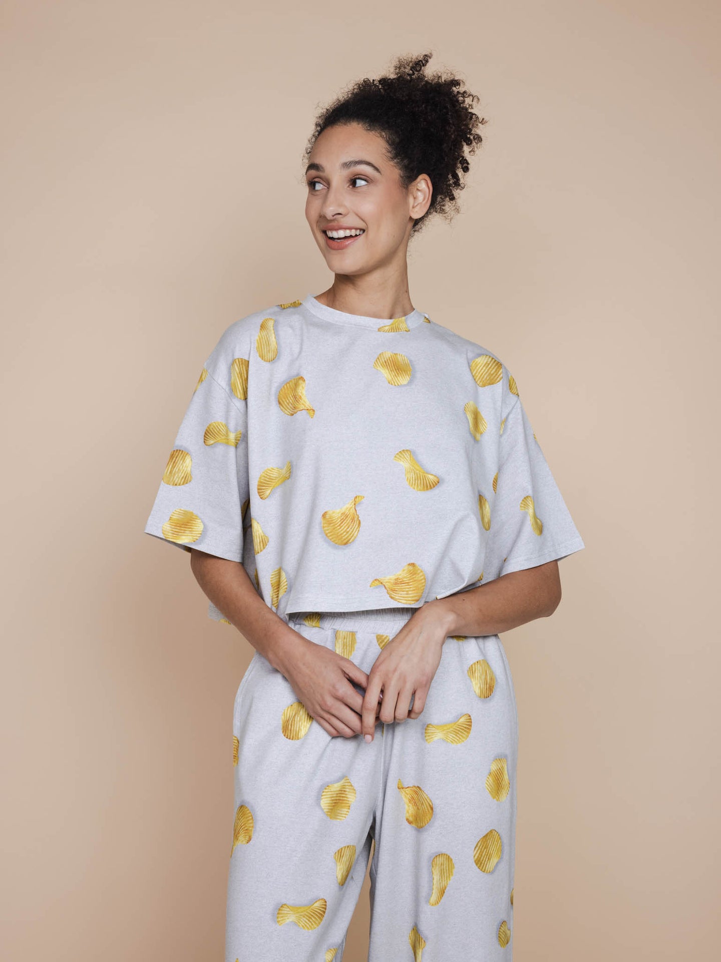 Chips Cropped T-Shirt en Wijde broek set Dames - SNURK