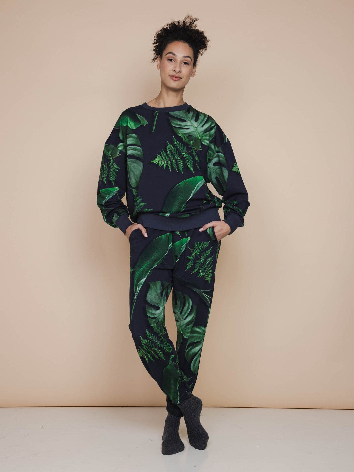 Dark Forest Sweater en Broek set Unisex - SNURK