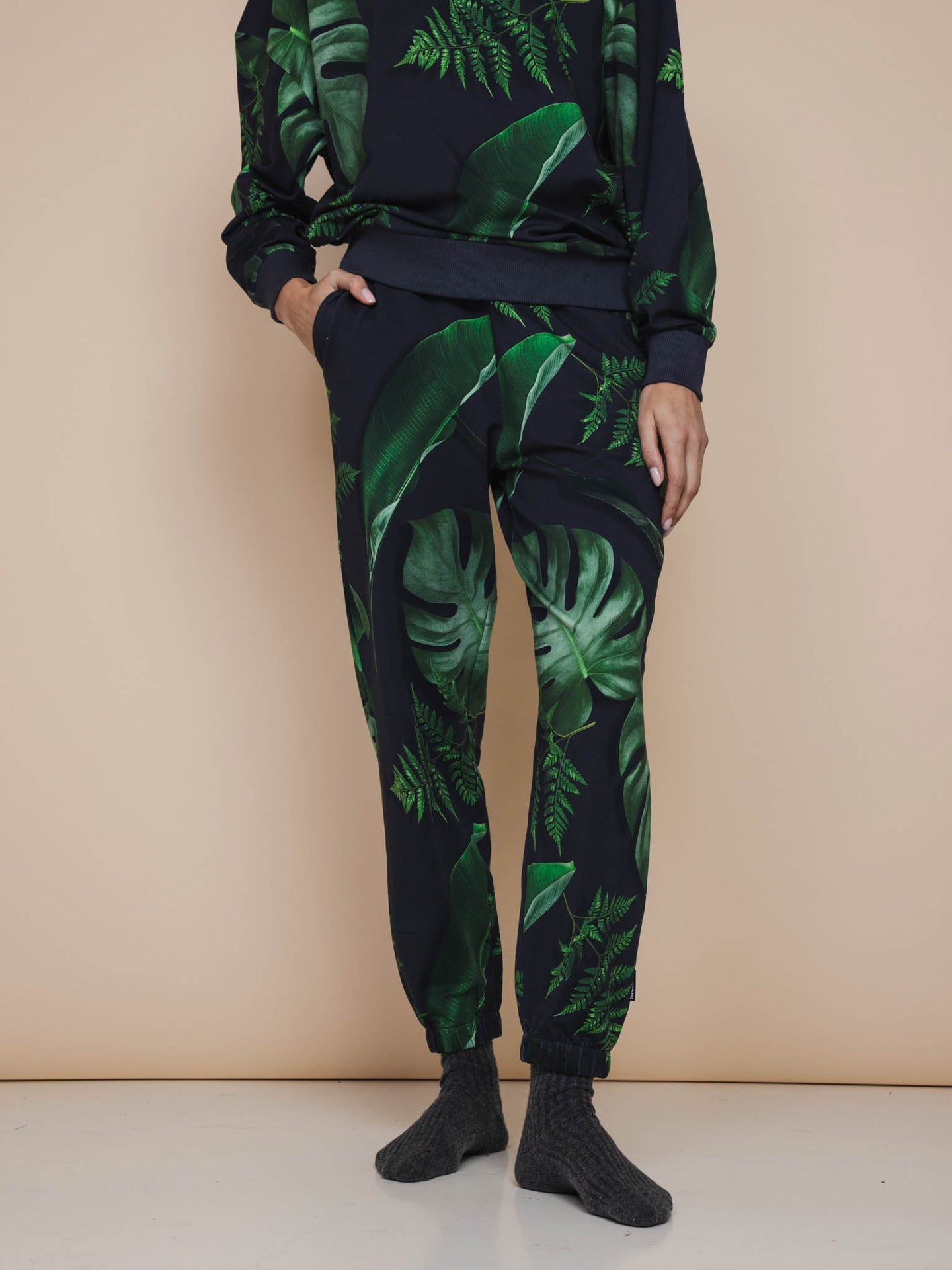 Dark Forest Sweater en Broek set Unisex - SNURK