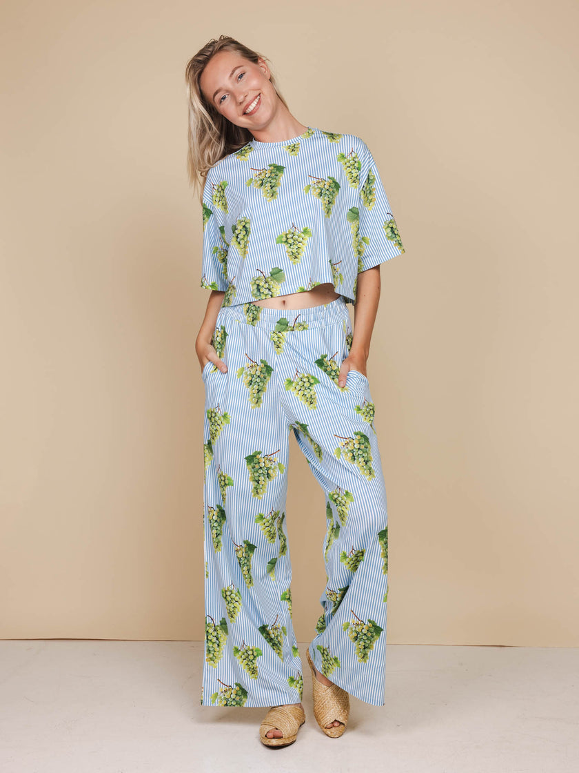 Grapes Cropped T-shirt en Wijde broek set Dames