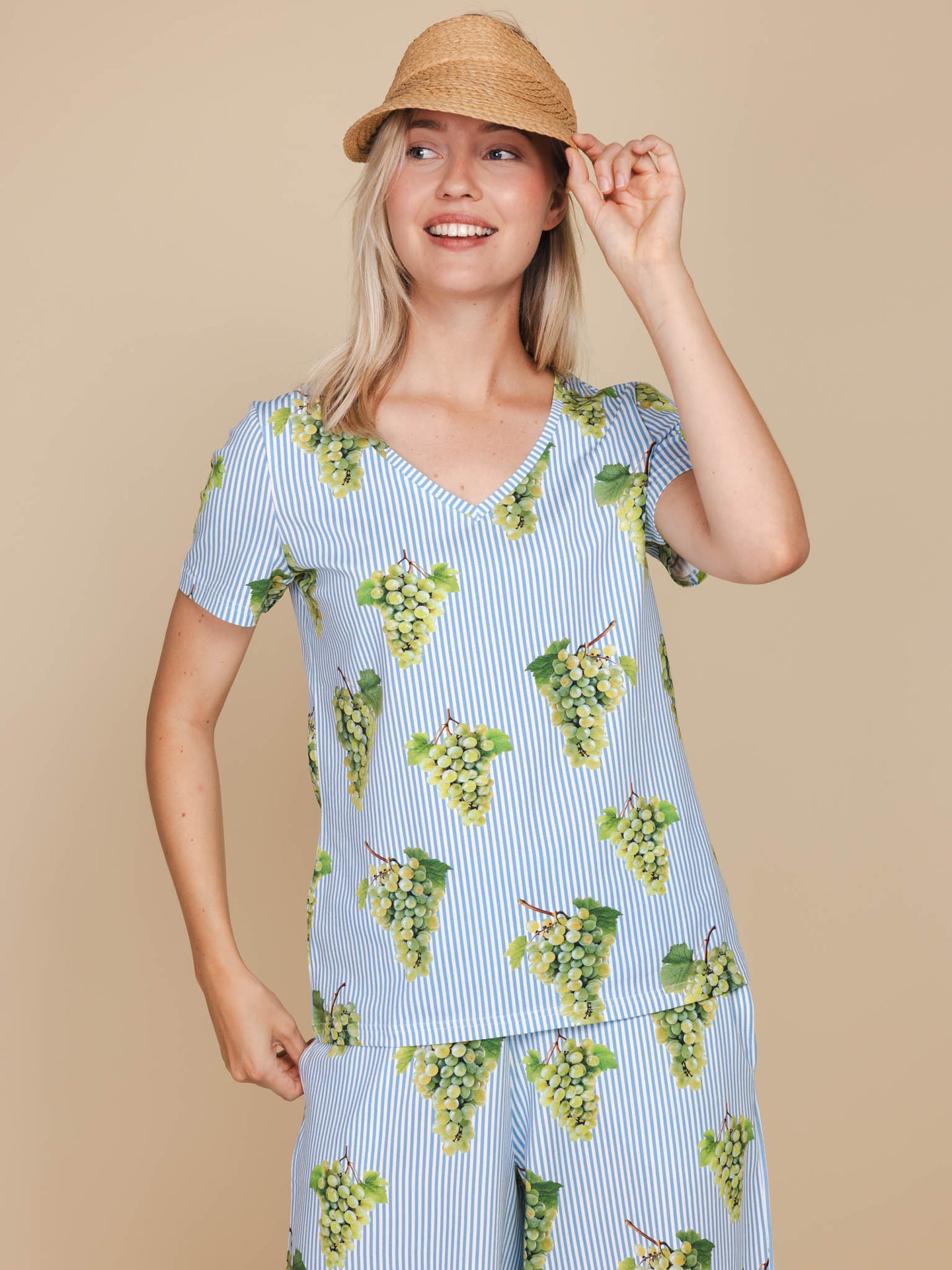 Grapes V-neck T-shirt en Wijde broek set Dames - SNURK