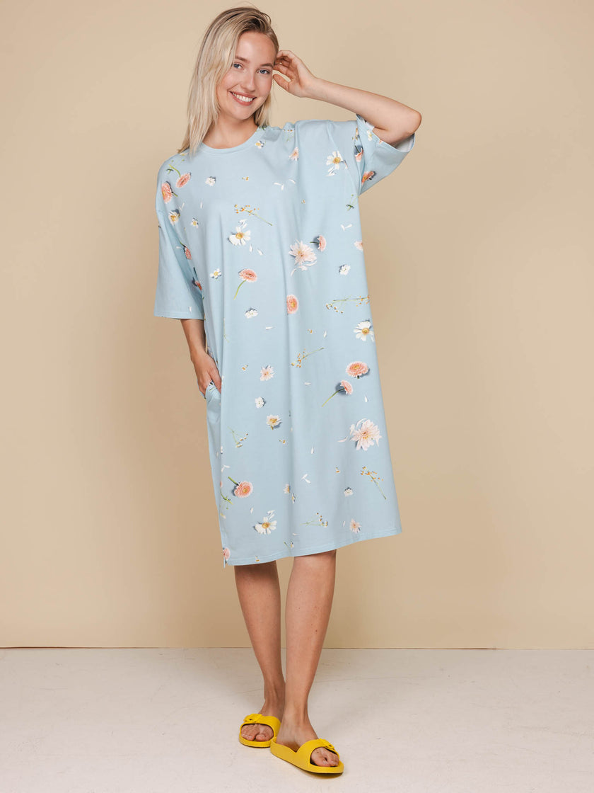 Hopeless Romantic Relaxed Tee Dress Dames