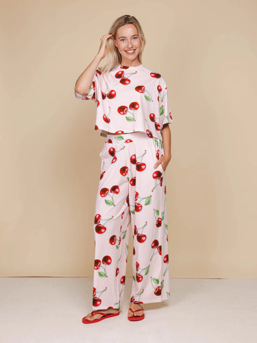 Mon Cherry Cropped T-shirt en Wijde broek set Dames