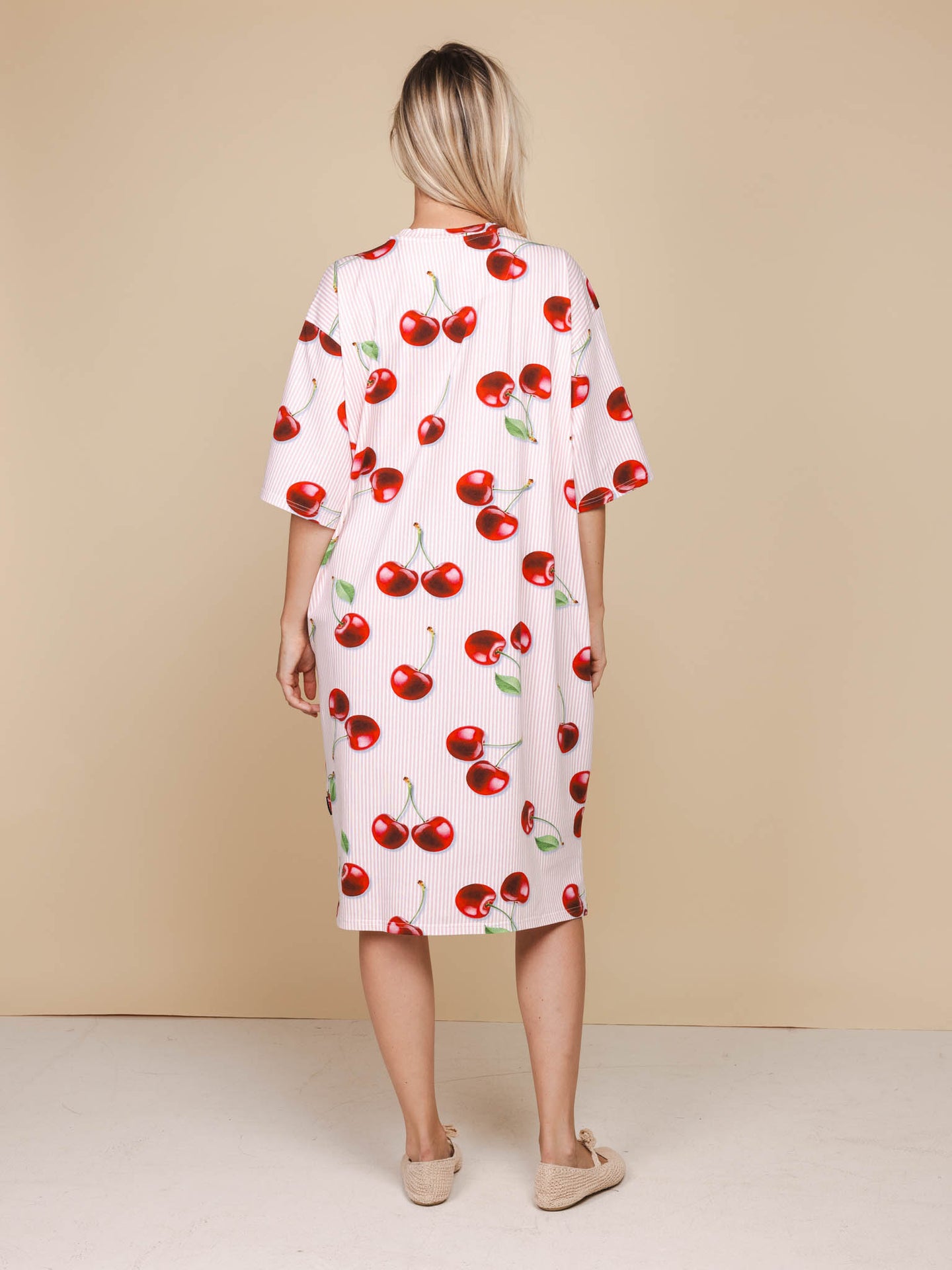 Mon Cherry Relaxed Tee Dress Dames - SNURK