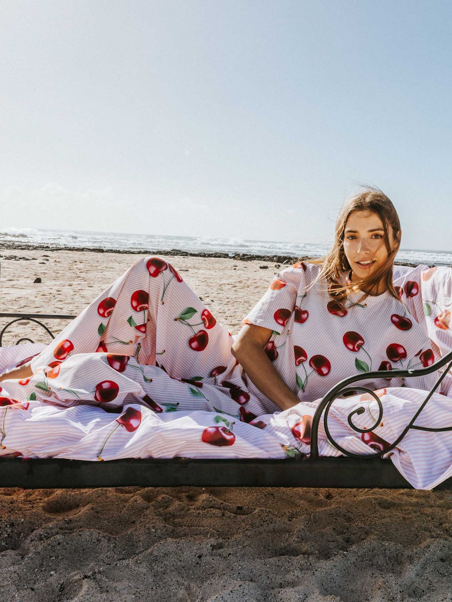 Mon Cherry Cropped T-Shirt Women