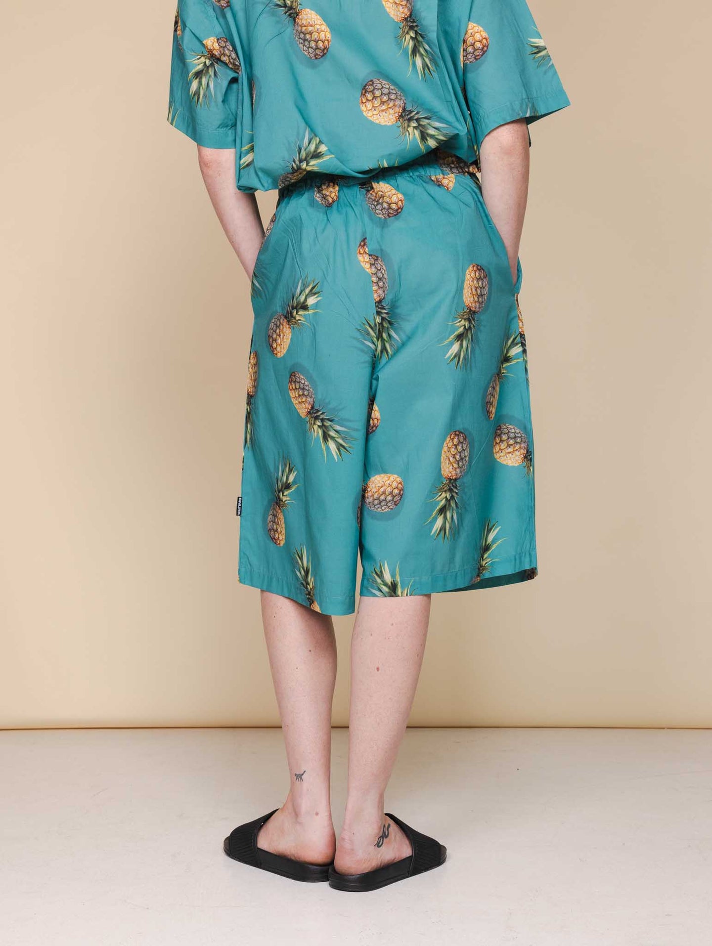 Pineapples Wide-Leg Shorts