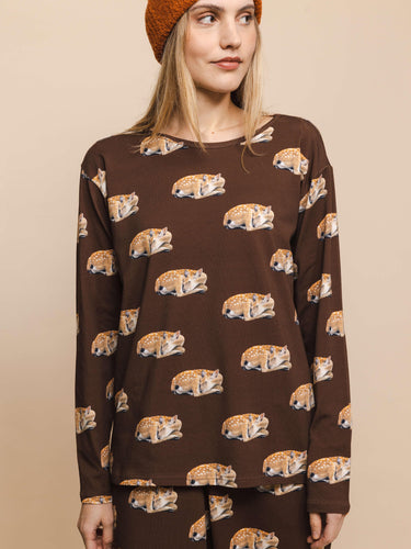 Sleeping Deer Long Sleeve T-shirt Dames