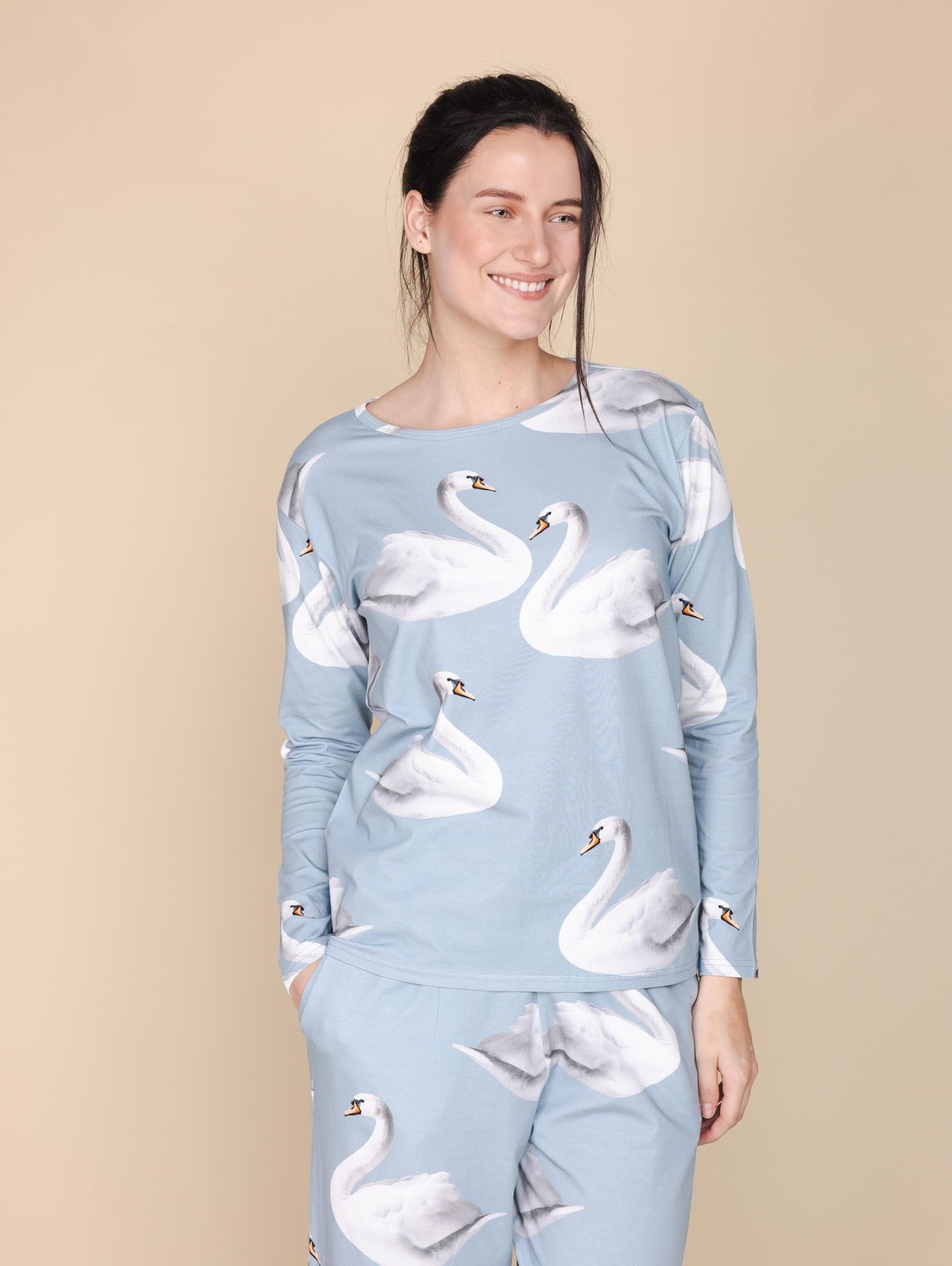 Swan Long Sleeve T-shirt Women