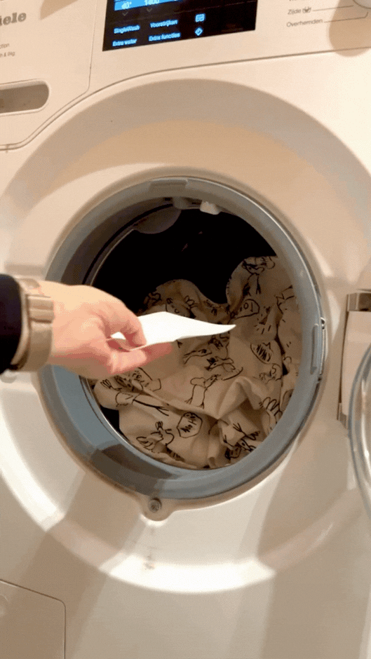 SNURK Wash Sheets zijn een krachtig wasmiddel waar de vloeistof uit gehaald is.