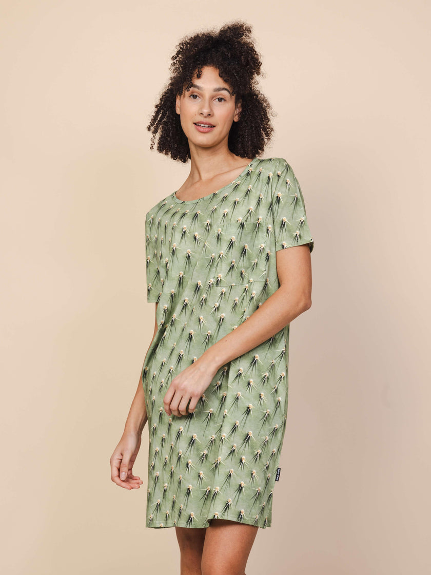Cozy Cactus Dress short sleeves Ladies