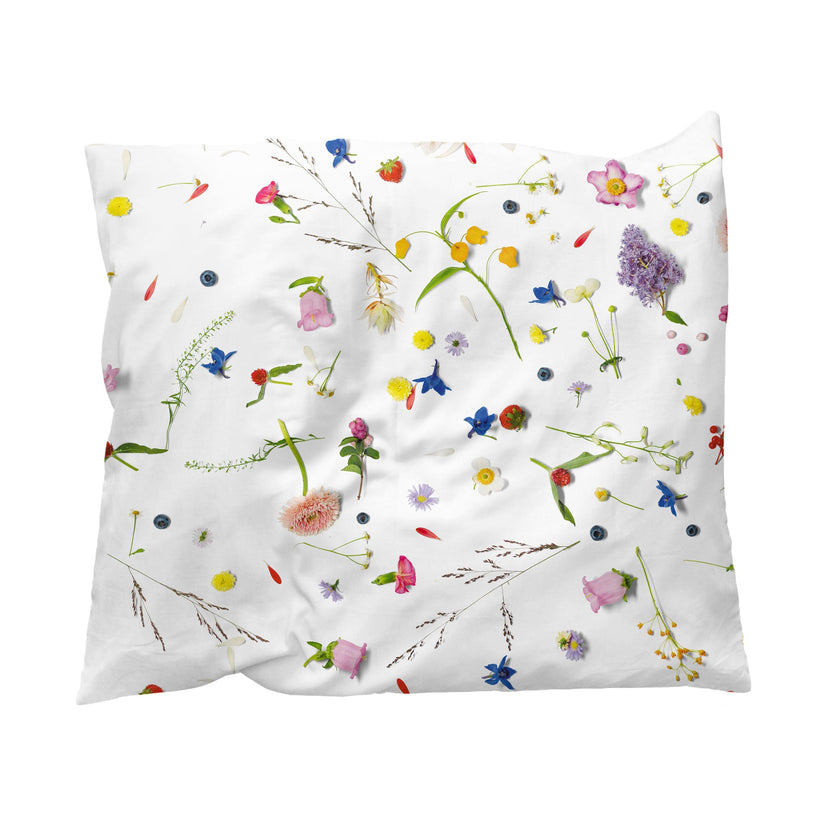 Flower Fields pillow case 60 x 70 cm